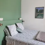 A L Ombre Des Remparts 3 Appartement